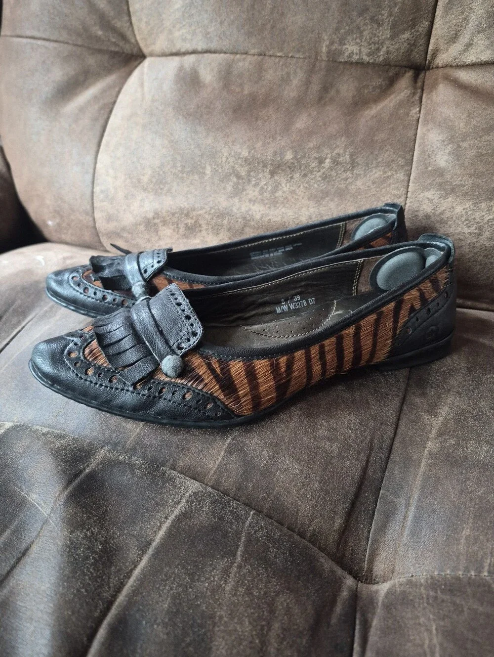 Born Animal Print Leather Flats 8M